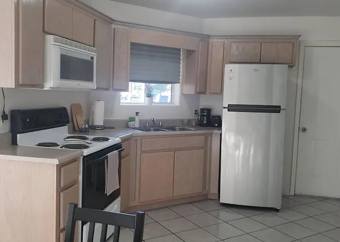 Little Casita, Big Comfort. Minutes From The Border! *